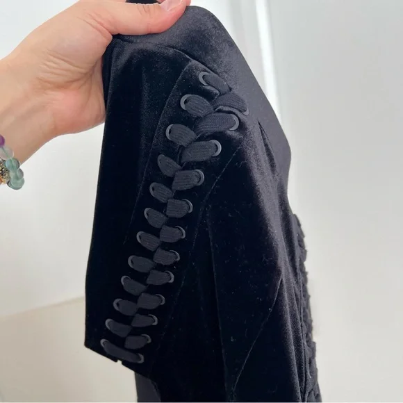 Alex Perry Nixon high-rise velvet hot shorts. Black High-Waisted. Size 6 (S/M)